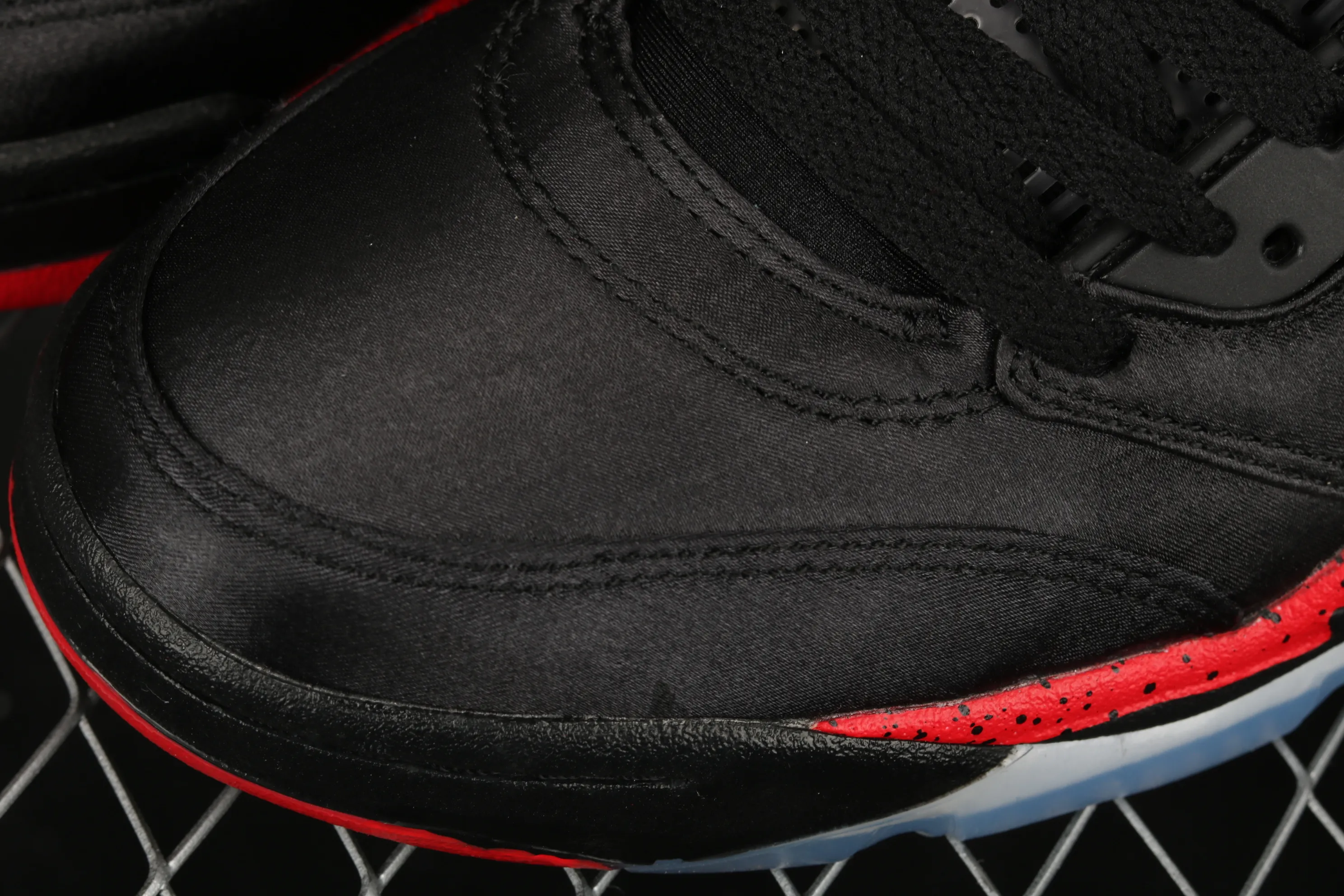All categories Air Jordan Jordan series basketball shoes Air Jordan 5 Air Jordan 5 Satin Bred AJ5 black and red silk men's basketball shoes 136027-006